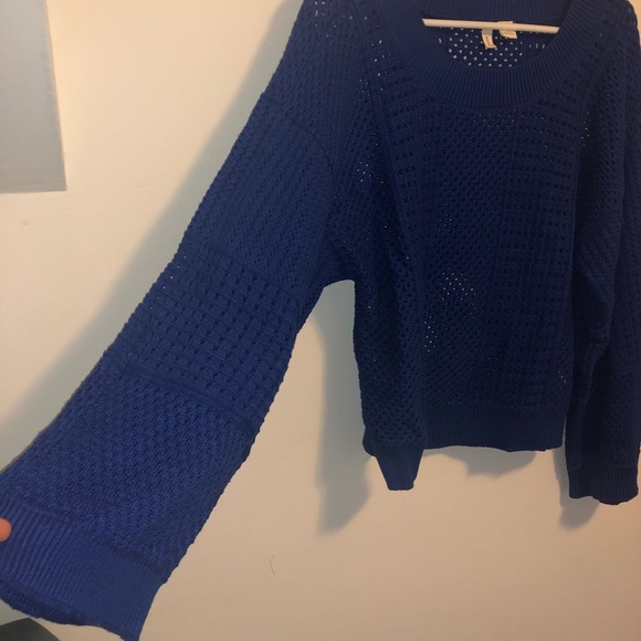 Moth Reese Kimono Pullover - Picture 4 of 5